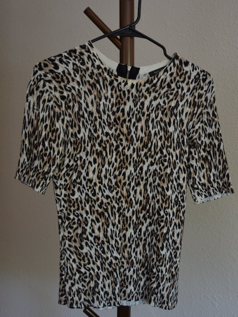 Animal print short sleeve